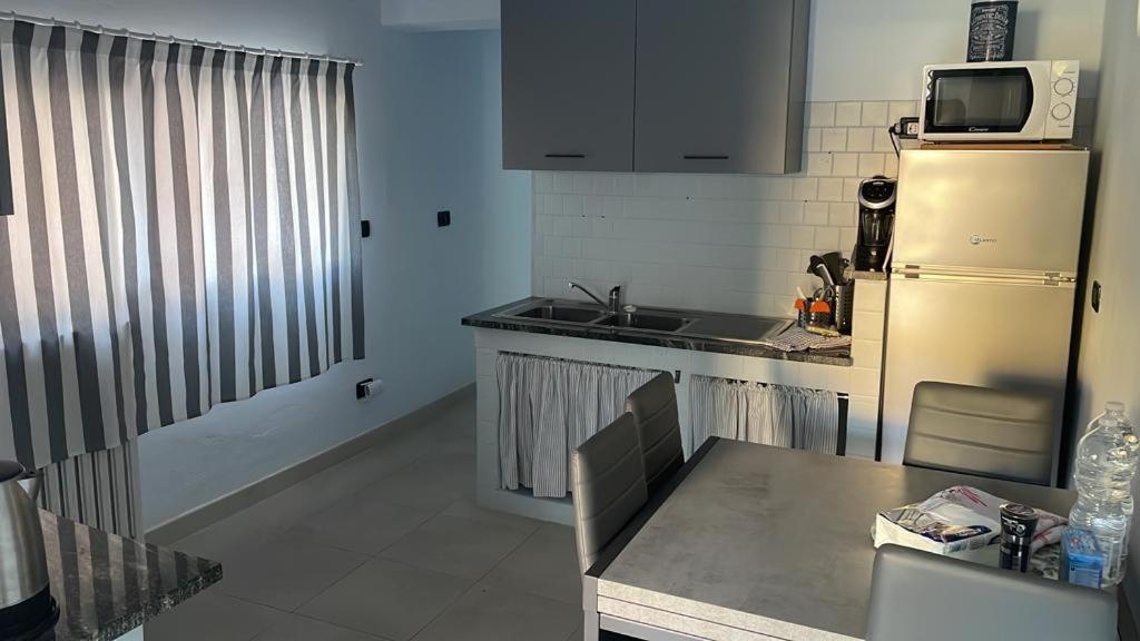 Azzurra House Apartment Marina Di Pisa Bagian luar foto